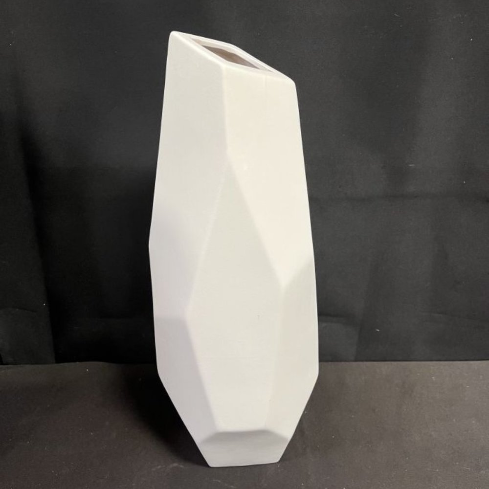 Ceramic Tall Modern Vase with Patterned Design Body Matte Finish White